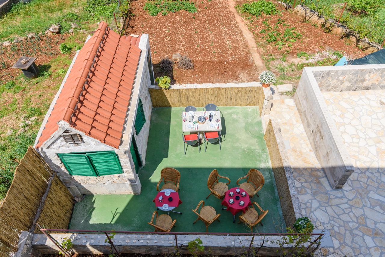 Apartmani Marko I Ana มารีนา ภายนอก รูปภาพ