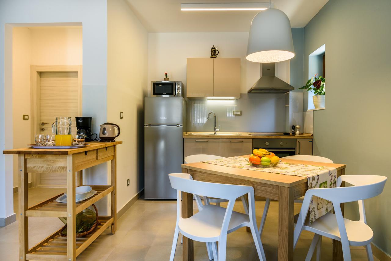 Apartmani Marko I Ana มารีนา ภายนอก รูปภาพ
