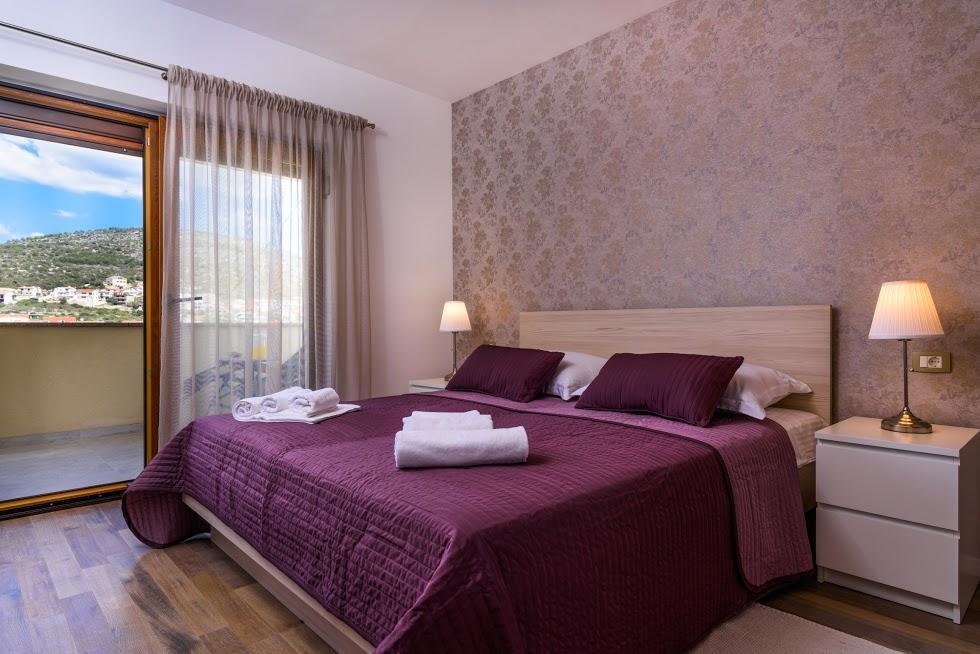 Apartmani Marko I Ana มารีนา ภายนอก รูปภาพ