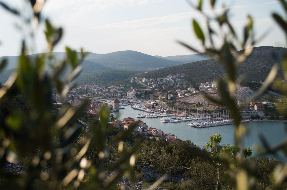 Apartmani Marko I Ana มารีนา ภายนอก รูปภาพ